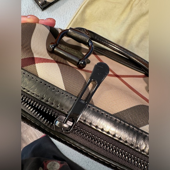 Burberry Beige/Metallic Nova Check PVC Chester Boston Bag used - Picture 9 of 16